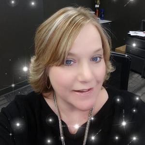 Meet your Posher, Becky roy